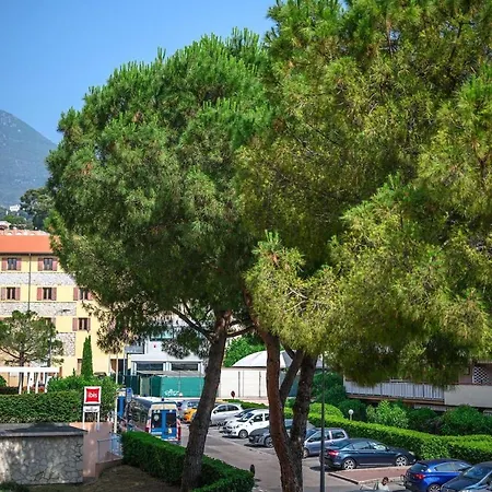Les Jardins Du Cap Proche De La Piscine Clim *